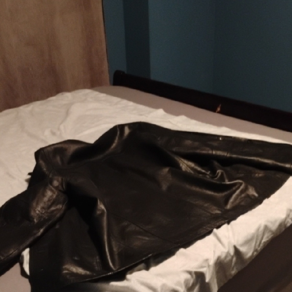 Men's Black Leather Bomber Jacket